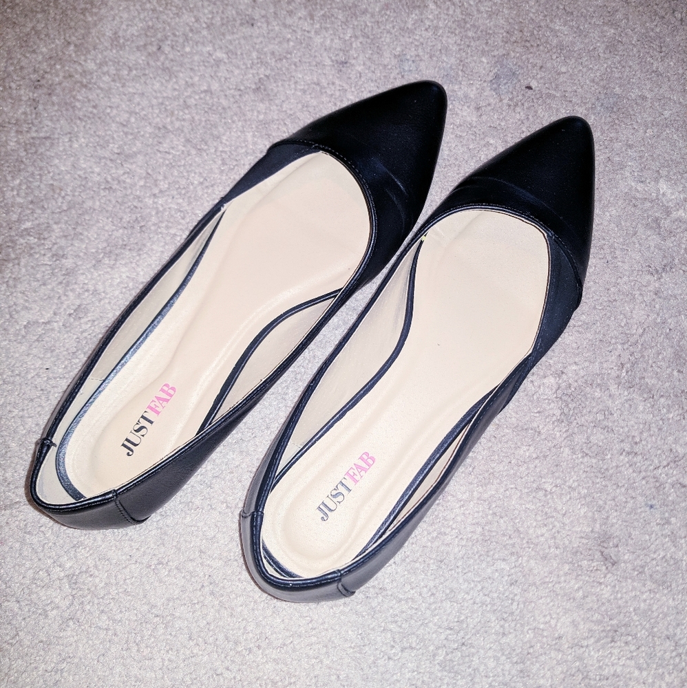 Women's Black Flats Size 9